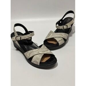 Mephisto Partelia Snakeskin Print Wedge Sandals‎ Adjustable Strap Size 40 US 9